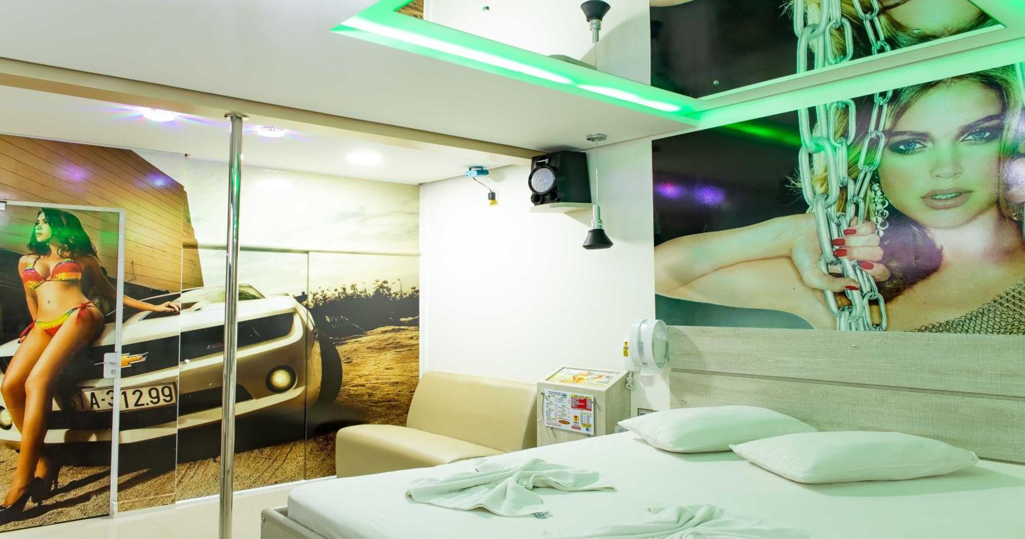 Motel Drive In T - Prolongamento Da Avenida Getulio Vargas Facil Acesso Ao Shopping Patio Chapeco Luaran gambar